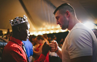 Tim Tebow - Dems, I'm so grateful to share in your culture and